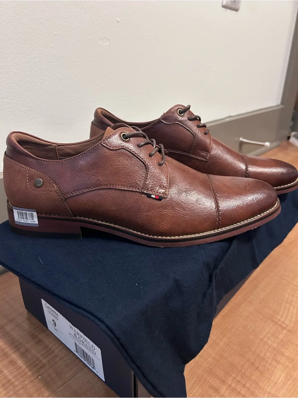 NEW Tommy Hilfiger Classic Brown Leather Cap-Toe Men's Dress Shoes